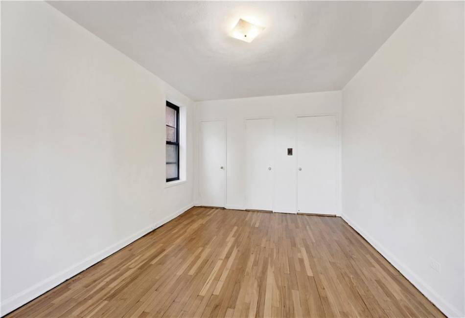 9902 3rd Avenue, Brooklyn, New York 11209, 1 Bedroom Bedrooms, ,1 BathroomBathrooms,Residential,For Sale,3rd,489204