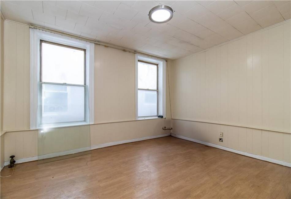 267 Legion Street, Brooklyn, New York 11212, 6 Bedrooms Bedrooms, ,3 BathroomsBathrooms,Residential,For Sale,Legion,489226