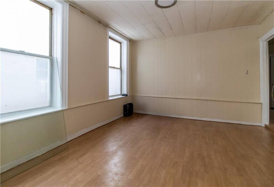 267 Legion Street, Brooklyn, New York 11212, 6 Bedrooms Bedrooms, ,3 BathroomsBathrooms,Residential,For Sale,Legion,489226