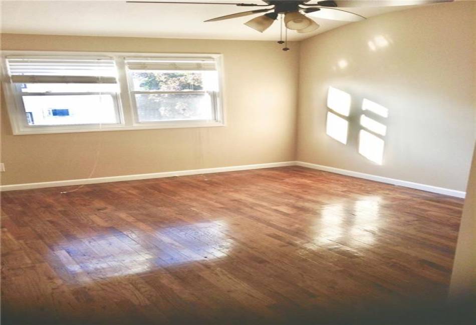 40 Greencroft Avenue, Staten Island, New York 10308, 4 Bedrooms Bedrooms, ,3 BathroomsBathrooms,Residential,For Sale,Greencroft,489229