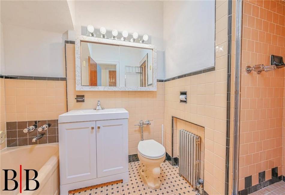 1438 51st Street, Brooklyn, New York 11234, 3 Bedrooms Bedrooms, ,2 BathroomsBathrooms,Residential,For Sale,51st,489245