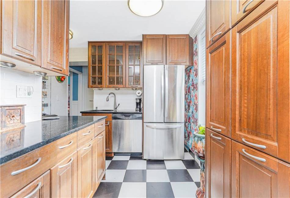 50 Fort Place, Staten Island, New York 10301, 3 Bedrooms Bedrooms, ,2 BathroomsBathrooms,Residential,For Sale,Fort,489269