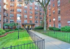 50 Fort Place, Staten Island, New York 10301, 3 Bedrooms Bedrooms, ,2 BathroomsBathrooms,Residential,For Sale,Fort,489269