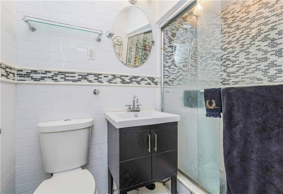50 Fort Place, Staten Island, New York 10301, 3 Bedrooms Bedrooms, ,2 BathroomsBathrooms,Residential,For Sale,Fort,489269