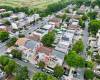 2737 Lawton Avenue, Bronx, New York 10465, 6 Bedrooms Bedrooms, ,4 BathroomsBathrooms,Residential,For Sale,Lawton,485393