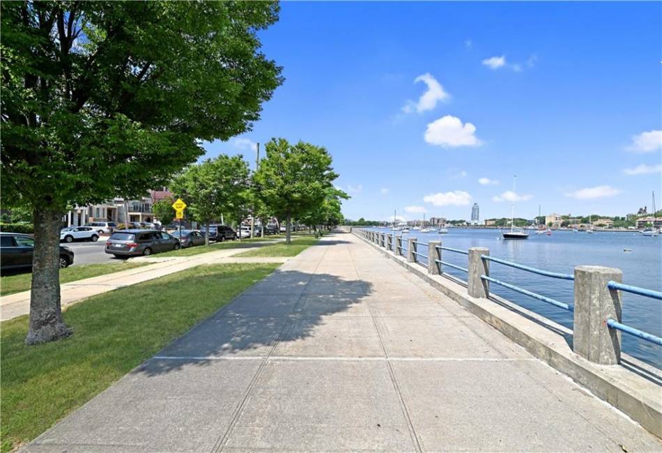 110 Shore Boulevard, Brooklyn, New York 11235, 1 Bedroom Bedrooms, ,1 BathroomBathrooms,Residential,For Sale,Shore,489273