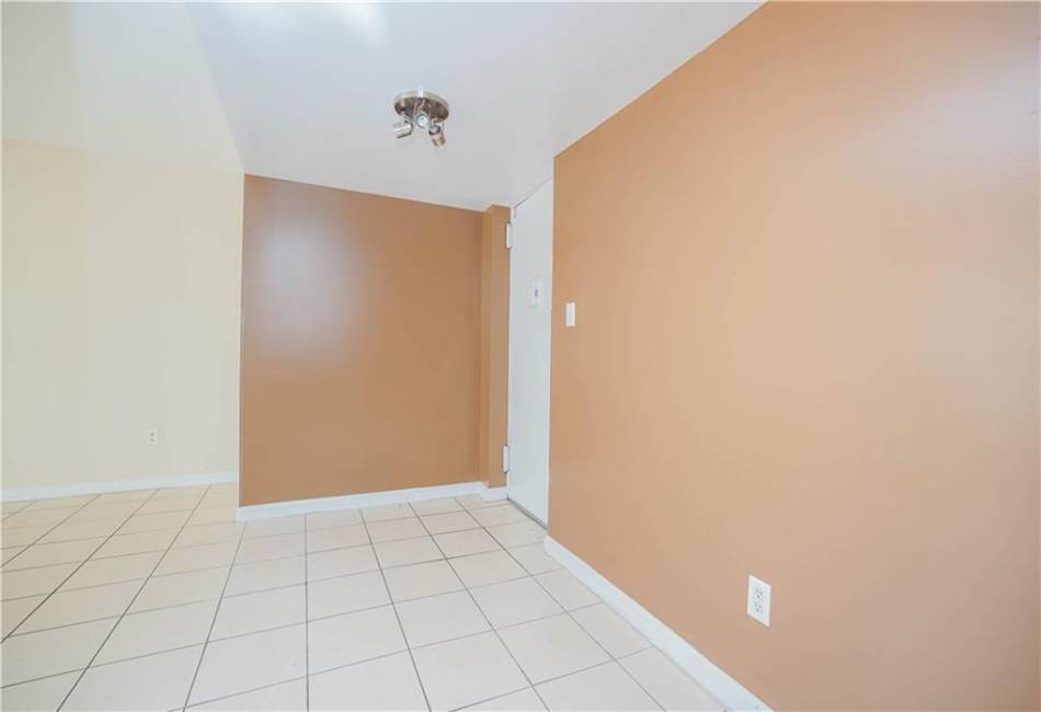 989 108th Street, Brooklyn, New York 11236, 1 Bedroom Bedrooms, ,1 BathroomBathrooms,Residential,For Sale,108th,489292