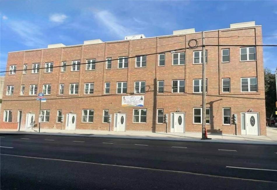 4321 3rd Avenue, Brooklyn, New York 11232, ,4 BathroomsBathrooms,Residential,For Sale,3rd,489307