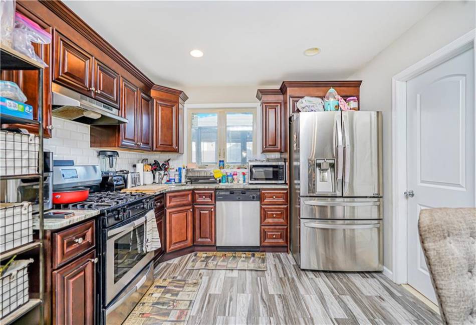 41 John Street, Staten Island, New York 10302, 4 Bedrooms Bedrooms, ,2 BathroomsBathrooms,Residential,For Sale,John,489319
