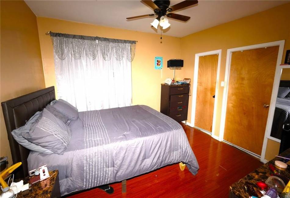 622 Ocean View Avenue, Brooklyn, New York 11235, 7 Bedrooms Bedrooms, ,Residential,For Sale,Ocean View,489322