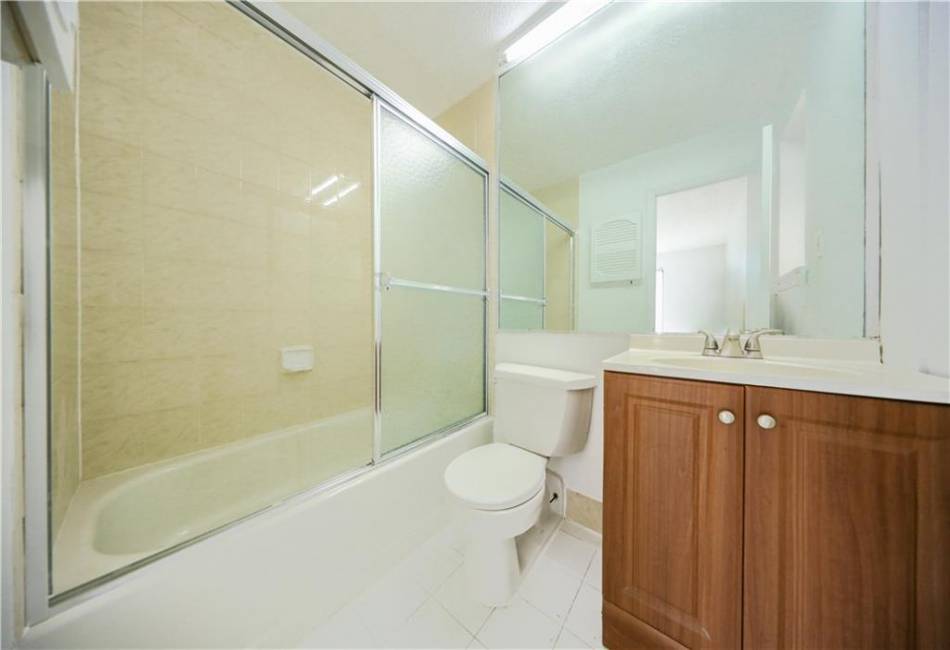 1910 Avenue V, Brooklyn, New York 11229, 2 Bedrooms Bedrooms, ,2 BathroomsBathrooms,Residential,For Sale,Avenue V,489336