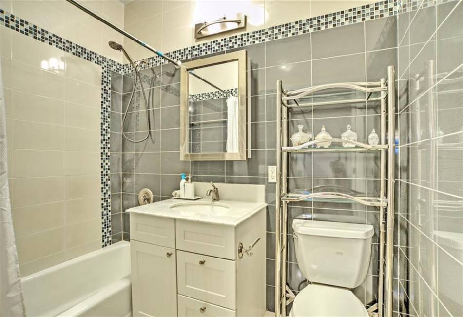 1740 4th Street, Brooklyn, New York 11223, 3 Bedrooms Bedrooms, ,3 BathroomsBathrooms,Residential,For Sale,4th,489341