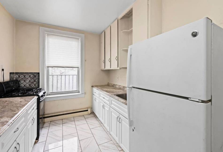 1741 73rd Street, Brooklyn, New York 11204, 10 Bedrooms Bedrooms, ,6 BathroomsBathrooms,Residential,For Sale,73rd,489348