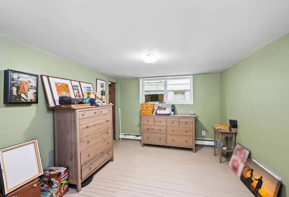 1741 73rd Street, Brooklyn, New York 11204, 10 Bedrooms Bedrooms, ,6 BathroomsBathrooms,Residential,For Sale,73rd,489348