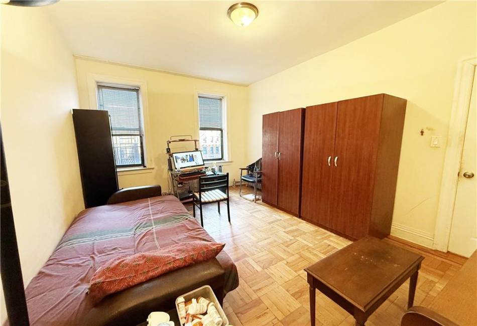 2940 Ocean Avenue, Brooklyn, New York 11235, 1 Bedroom Bedrooms, ,1 BathroomBathrooms,Residential,For Sale,Ocean,489372