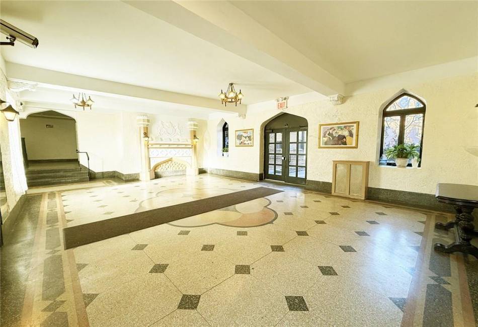 2940 Ocean Avenue, Brooklyn, New York 11235, 1 Bedroom Bedrooms, ,1 BathroomBathrooms,Residential,For Sale,Ocean,489372