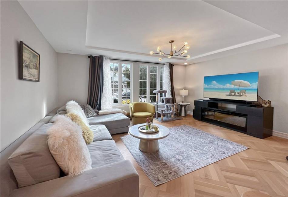 4912 Surf Avenue, Brooklyn, New York 11224, 5 Bedrooms Bedrooms, ,4 BathroomsBathrooms,Residential,For Sale,Surf,488774