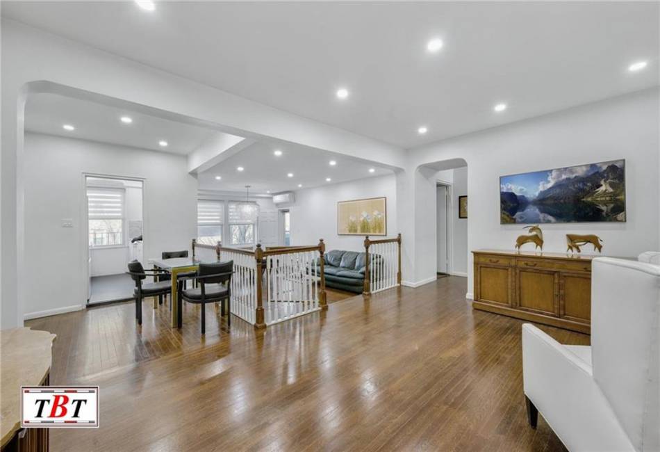 1620 Avenue I, Brooklyn, New York 11230, 3 Bedrooms Bedrooms, ,2 BathroomsBathrooms,Residential,For Sale,Avenue I,489345