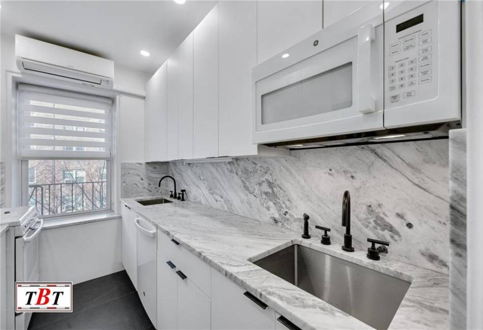 1620 Avenue I, Brooklyn, New York 11230, 3 Bedrooms Bedrooms, ,2 BathroomsBathrooms,Residential,For Sale,Avenue I,489345