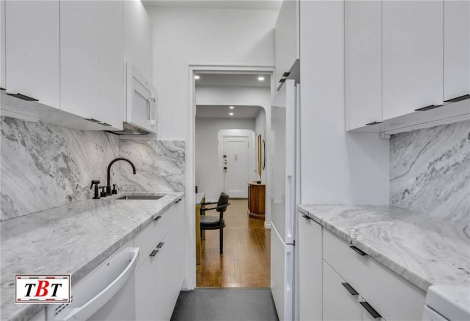 1620 Avenue I, Brooklyn, New York 11230, 3 Bedrooms Bedrooms, ,2 BathroomsBathrooms,Residential,For Sale,Avenue I,489345