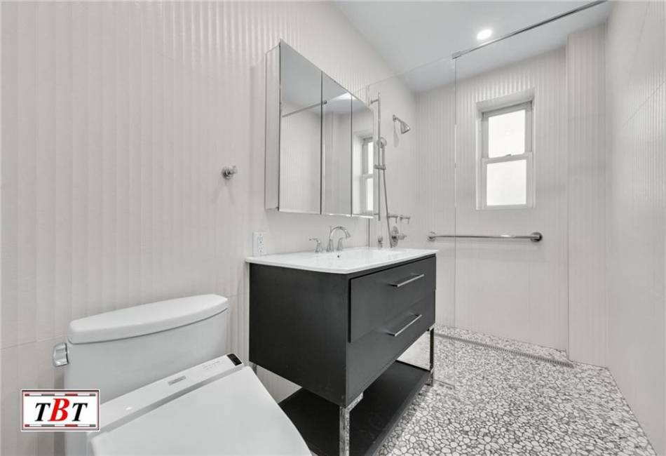 1620 Avenue I, Brooklyn, New York 11230, 3 Bedrooms Bedrooms, ,2 BathroomsBathrooms,Residential,For Sale,Avenue I,489345