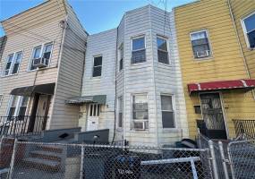 920 40th Street, Brooklyn, New York 11219, 5 Bedrooms Bedrooms, ,3 BathroomsBathrooms,Residential,For Sale,40th,489378