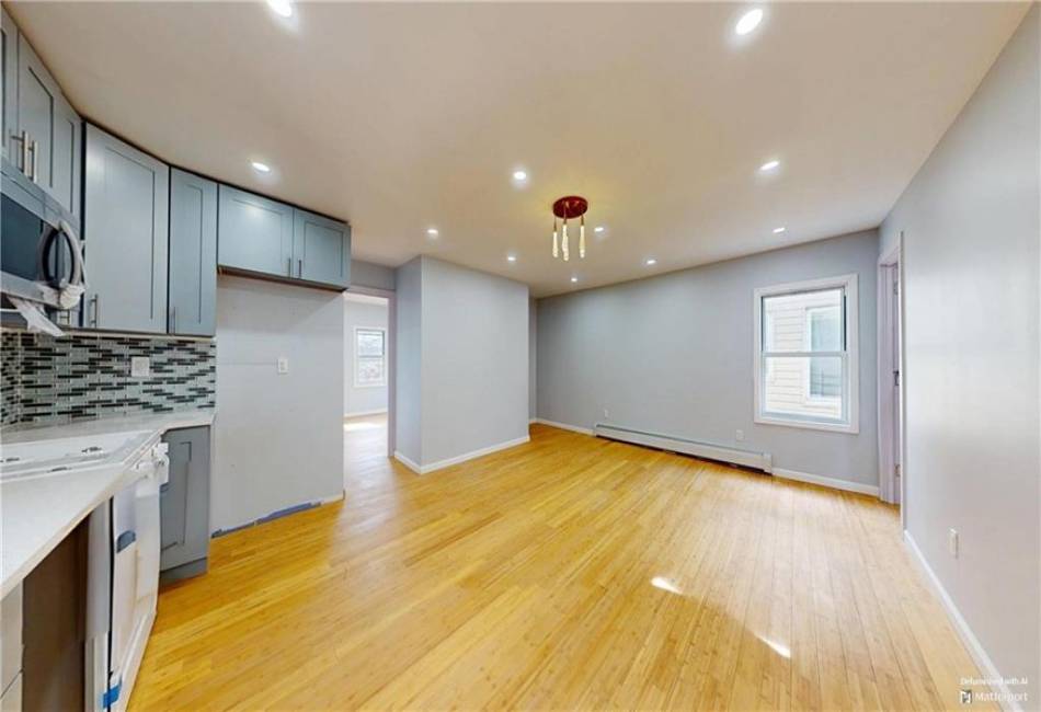 1725 Rockaway Parkway, Brooklyn, New York 11236, 6 Bedrooms Bedrooms, ,5 BathroomsBathrooms,Residential,For Sale,Rockaway,489354