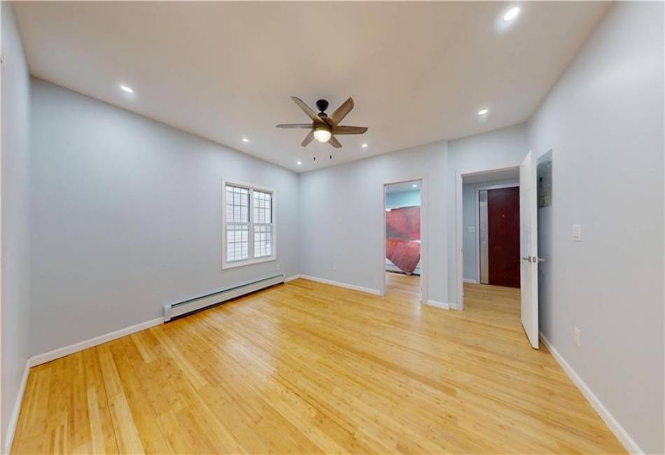 1725 Rockaway Parkway, Brooklyn, New York 11236, 6 Bedrooms Bedrooms, ,5 BathroomsBathrooms,Residential,For Sale,Rockaway,489354