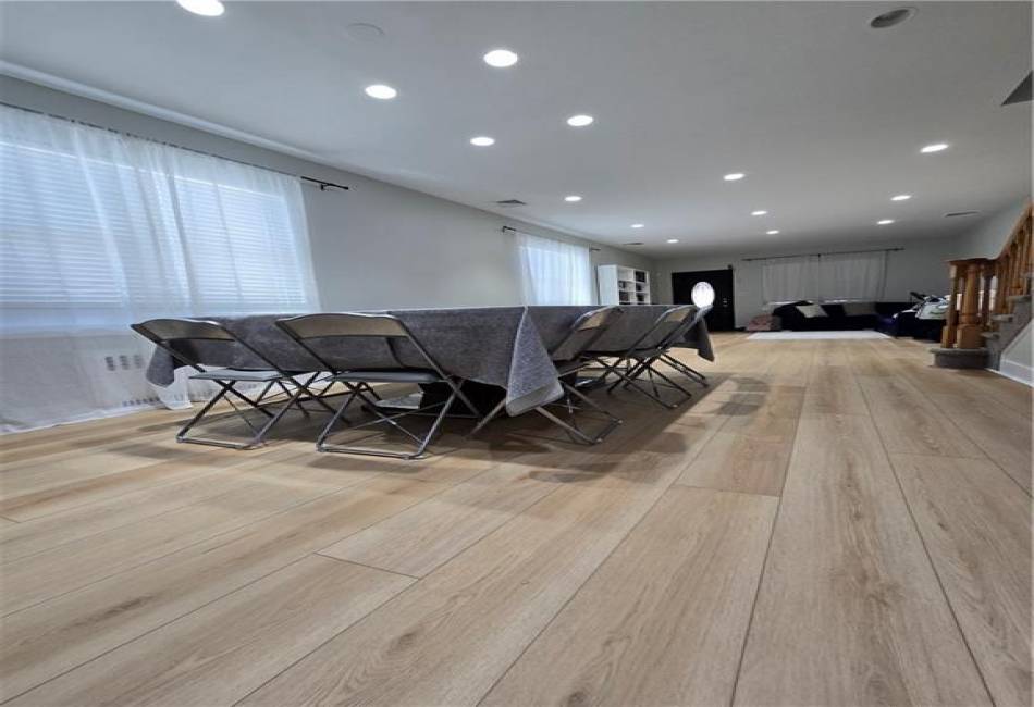 1300 Avenue S, Brooklyn, New York 11229, 5 Bedrooms Bedrooms, ,4 BathroomsBathrooms,Residential,For Sale,Avenue S,489381