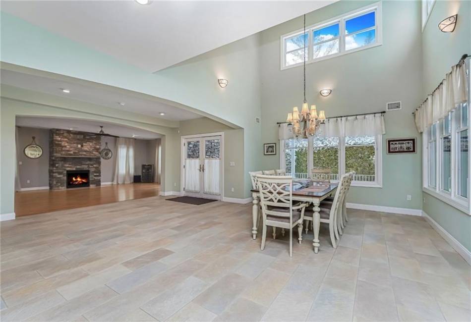 25 The Oval, Staten Island, New York 10304, 4 Bedrooms Bedrooms, ,6 BathroomsBathrooms,Residential,For Sale,The Oval,489392