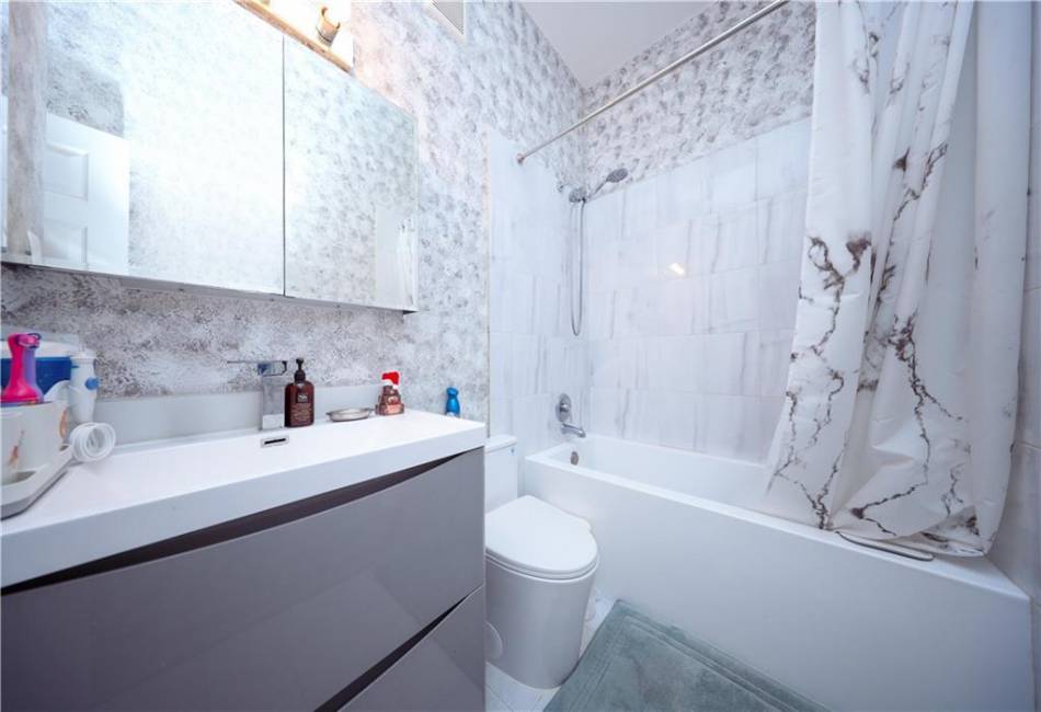 30 Conference Court, Staten Island, New York 10307, 3 Bedrooms Bedrooms, ,3 BathroomsBathrooms,Residential,For Sale,Conference,489396