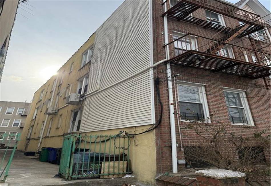 850 68th Street, Brooklyn, New York 11220, ,Residential,For Sale,68th,489410