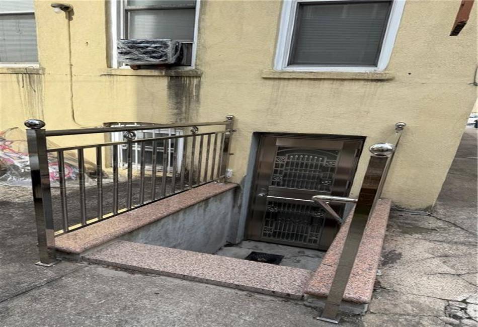 850 68th Street, Brooklyn, New York 11220, ,Residential,For Sale,68th,489410