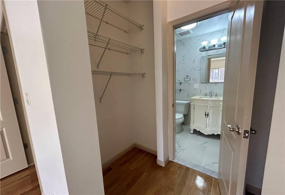 15 Bay 31st Street, Brooklyn, New York 11214, 3 Bedrooms Bedrooms, ,2 BathroomsBathrooms,Residential,For Sale,Bay 31st,489421