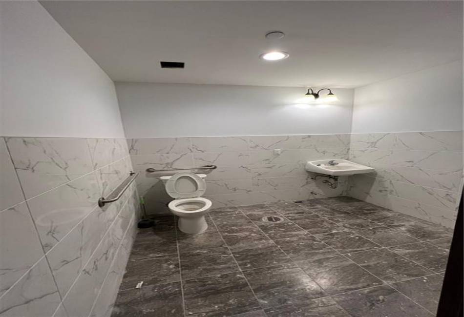 110 Thatford Avenue, Brooklyn, New York 11212, ,Rental,For Sale,Thatford,489312