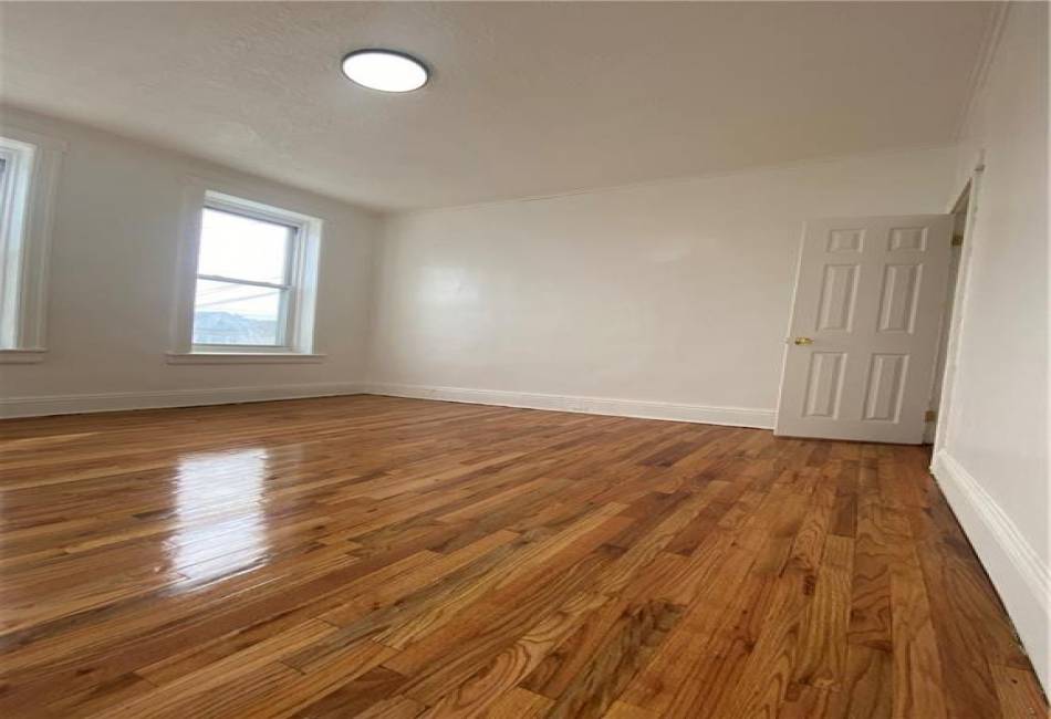 1176 40 Estate, Brooklyn, New York 11210, 1 Bedroom Bedrooms, ,1 BathroomBathrooms,Residential,For Sale,40,489432