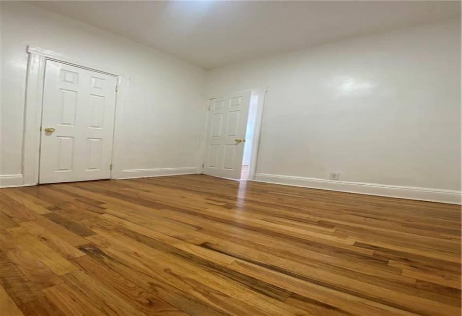 1176 40 Estate, Brooklyn, New York 11210, 1 Bedroom Bedrooms, ,1 BathroomBathrooms,Residential,For Sale,40,489432