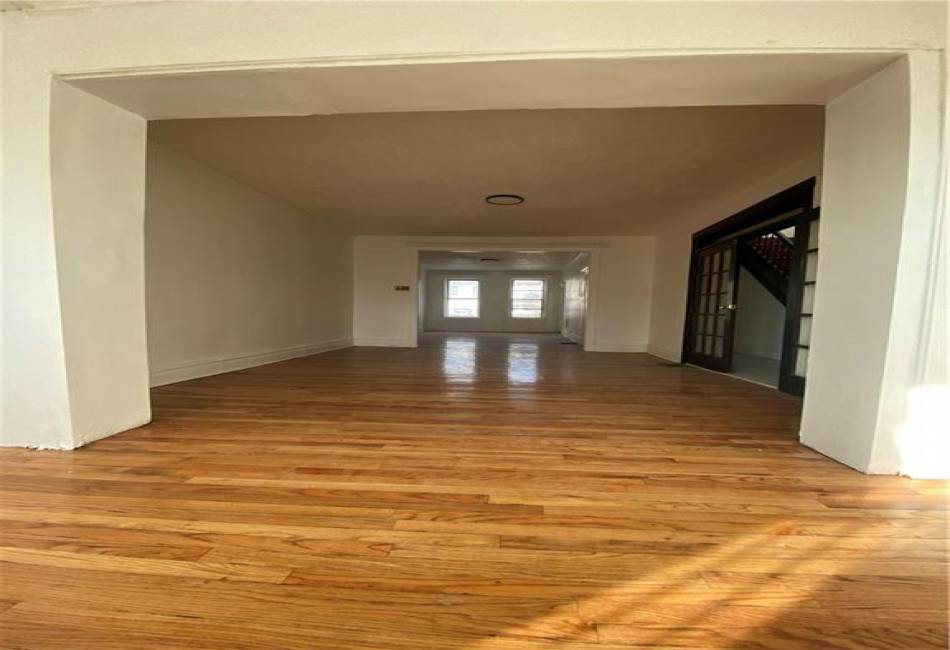 1176 40 Estate, Brooklyn, New York 11210, 1 Bedroom Bedrooms, ,1 BathroomBathrooms,Residential,For Sale,40,489432