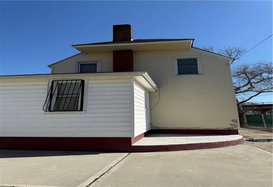 1021 Mcbride Street, Far Rockaway, New York 11691, ,Residential,For Sale,Mcbride,489438