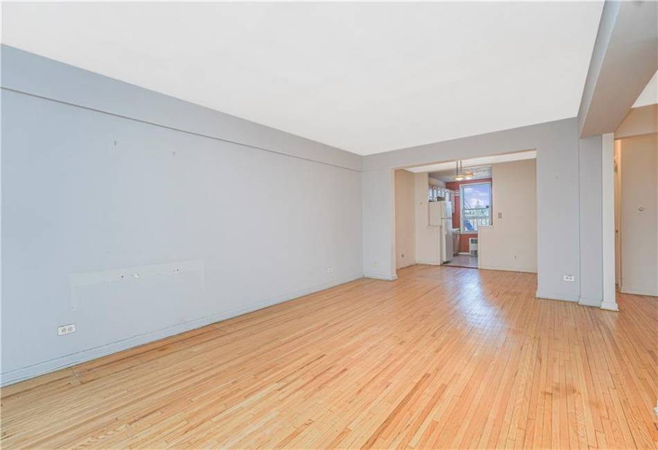 9707 4th Avenue, Brooklyn, New York 11209, 1 Bedroom Bedrooms, ,1 BathroomBathrooms,Residential,For Sale,4th,489439