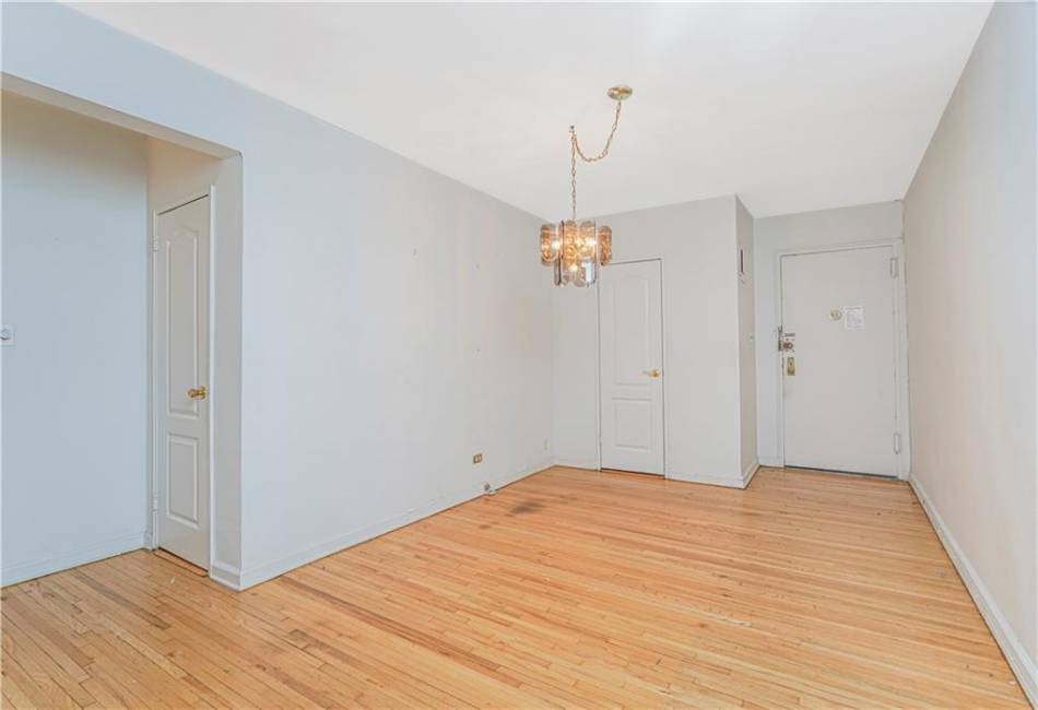 9707 4th Avenue, Brooklyn, New York 11209, 1 Bedroom Bedrooms, ,1 BathroomBathrooms,Residential,For Sale,4th,489439