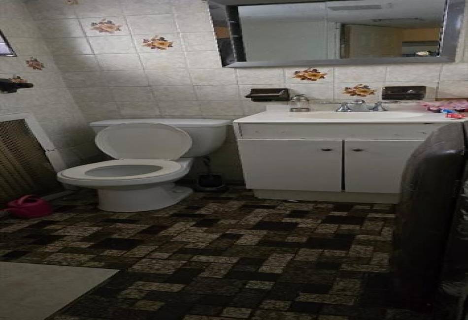2660 21st Street, Brooklyn, New York 11235, 7 Bedrooms Bedrooms, ,3 BathroomsBathrooms,Residential,For Sale,21st,489453