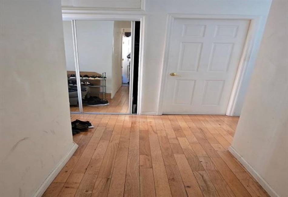 2660 21st Street, Brooklyn, New York 11235, 7 Bedrooms Bedrooms, ,3 BathroomsBathrooms,Residential,For Sale,21st,489453