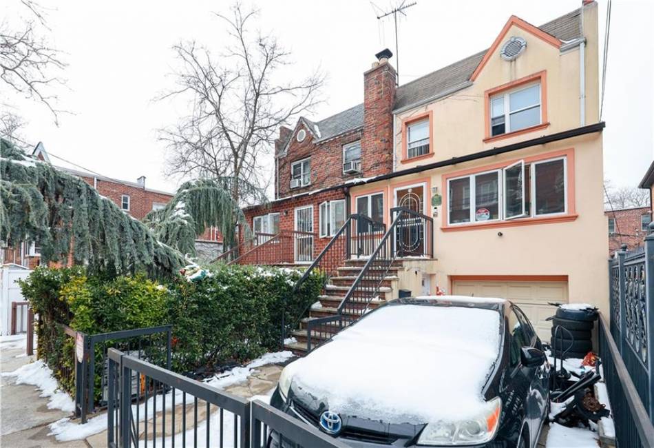 2678 29th Street, Brooklyn, New York 11235, 4 Bedrooms Bedrooms, ,3 BathroomsBathrooms,Residential,For Sale,29th,489451