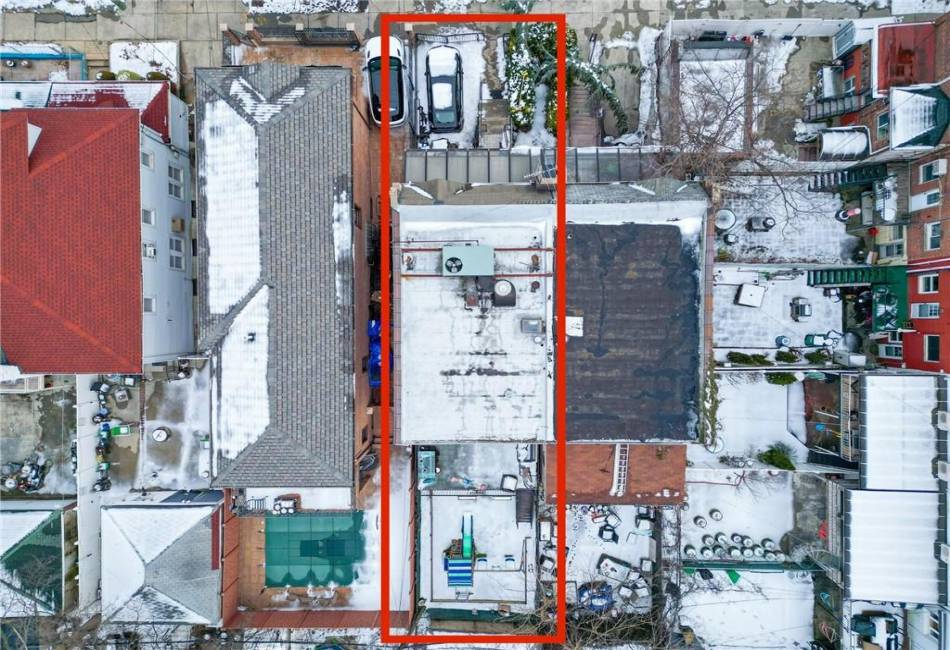 2678 29th Street, Brooklyn, New York 11235, 4 Bedrooms Bedrooms, ,3 BathroomsBathrooms,Residential,For Sale,29th,489451