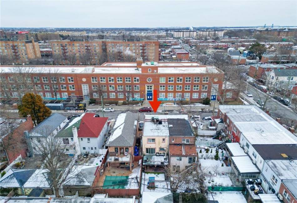 2678 29th Street, Brooklyn, New York 11235, 4 Bedrooms Bedrooms, ,3 BathroomsBathrooms,Residential,For Sale,29th,489451