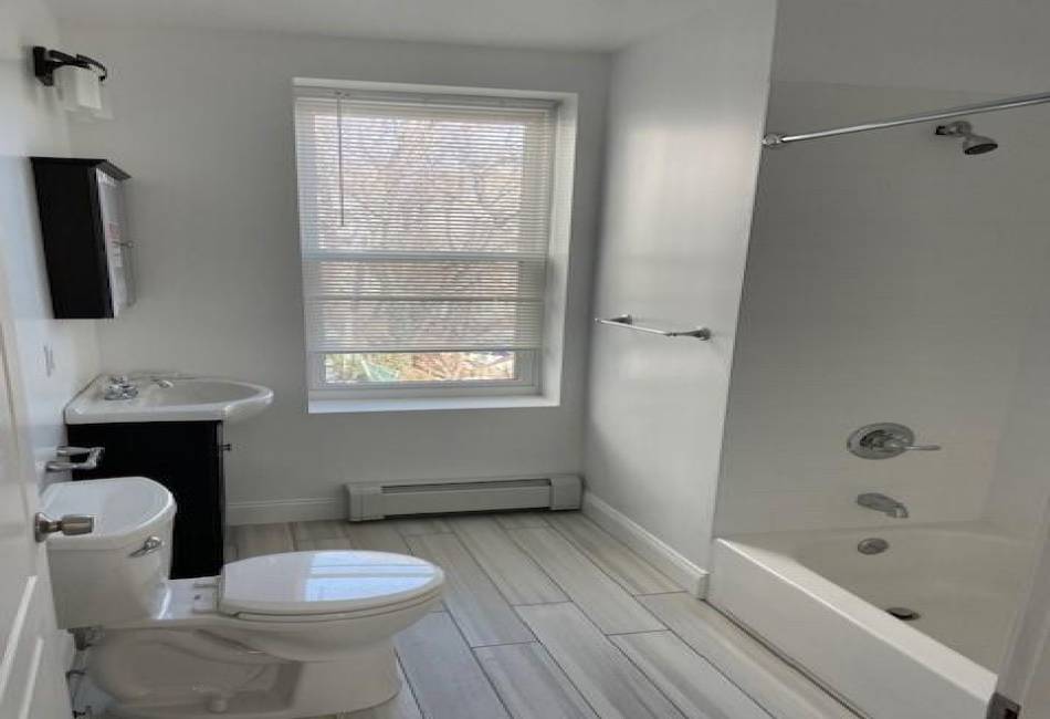 361 198th Street, Bronx, New York 10458, ,Residential,For Sale,198th,489459
