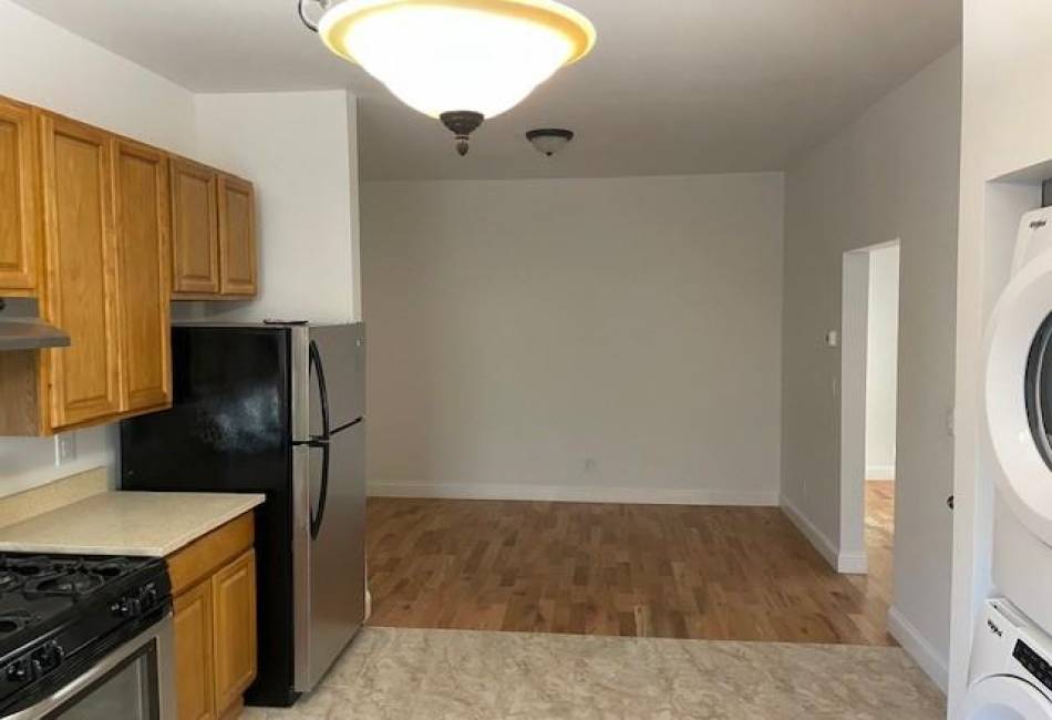 361 198th Street, Bronx, New York 10458, ,Residential,For Sale,198th,489459