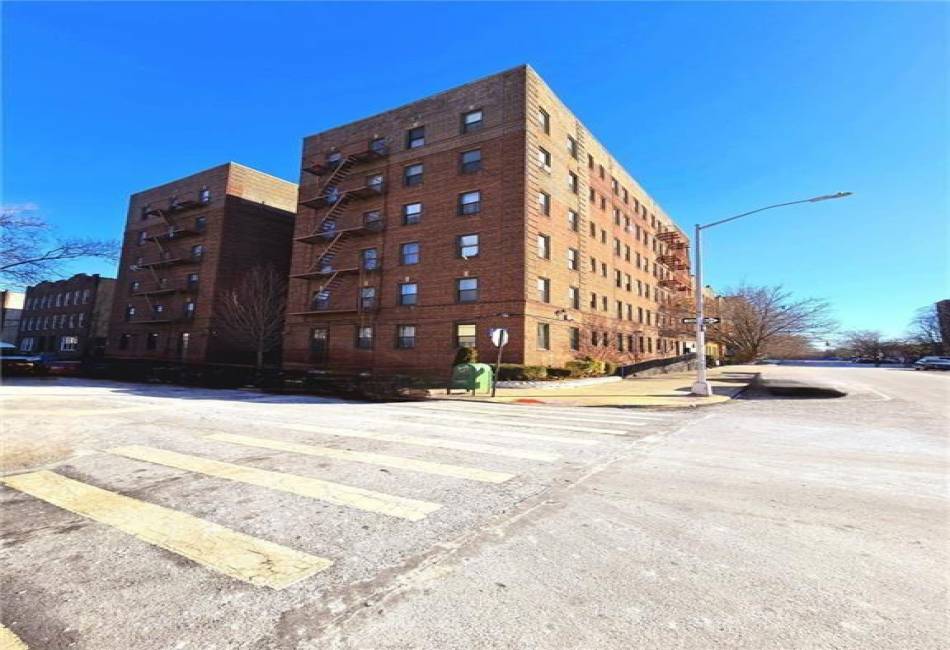 2249 21st Street, Brooklyn, New York 11229, ,Mixed Use,For Sale,21st,489468