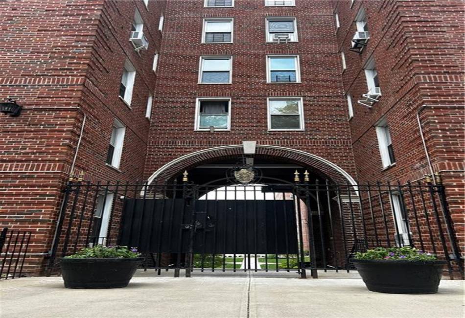 190 72nd Street, Brooklyn, New York 11209, ,Rental,For Sale,72nd,489474